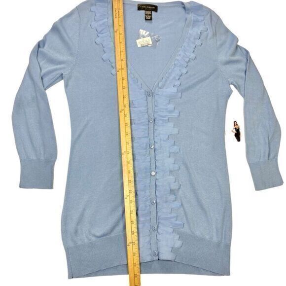 Cable & Gauge Cardigan Womens L Blue Ruffle Front Lightweight V Neck Sweater NWT - Picture 7 of 10